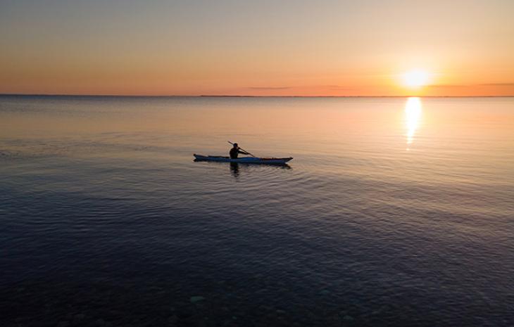 Sommer i Assens - Kano med solnedgang